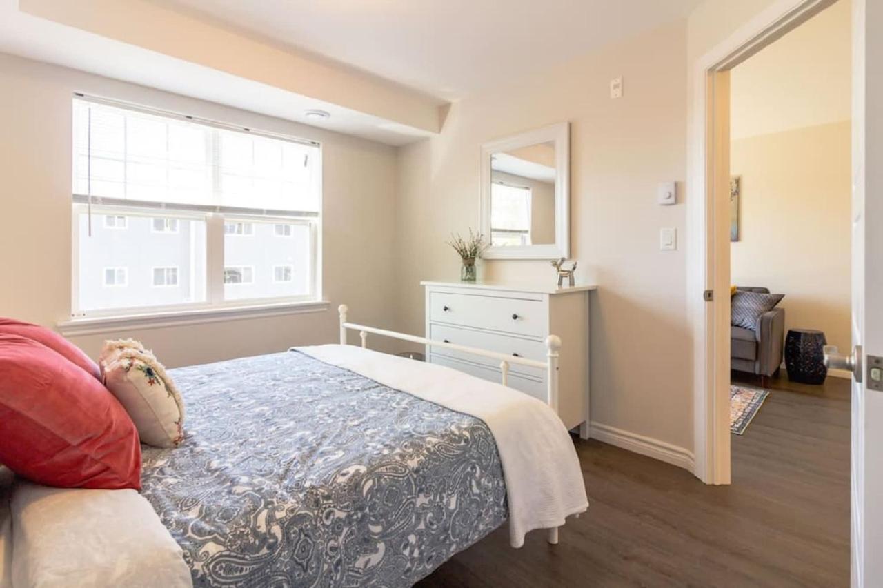 Newly Renovated Modern Condo Near Hospital, Unb Patio & Parking Coffee Saint John Exterior photo