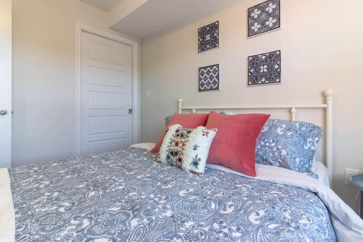 Newly Renovated Modern Condo Near Hospital, Unb Patio & Parking Coffee Saint John Exterior photo